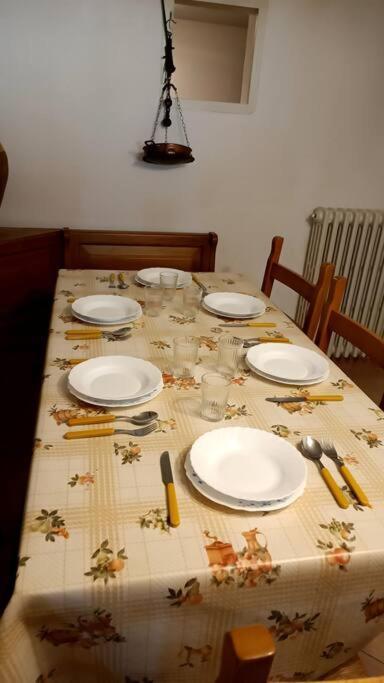 Taverna Abitazione A 15 Km Da Firenze Prato  Bagian luar foto